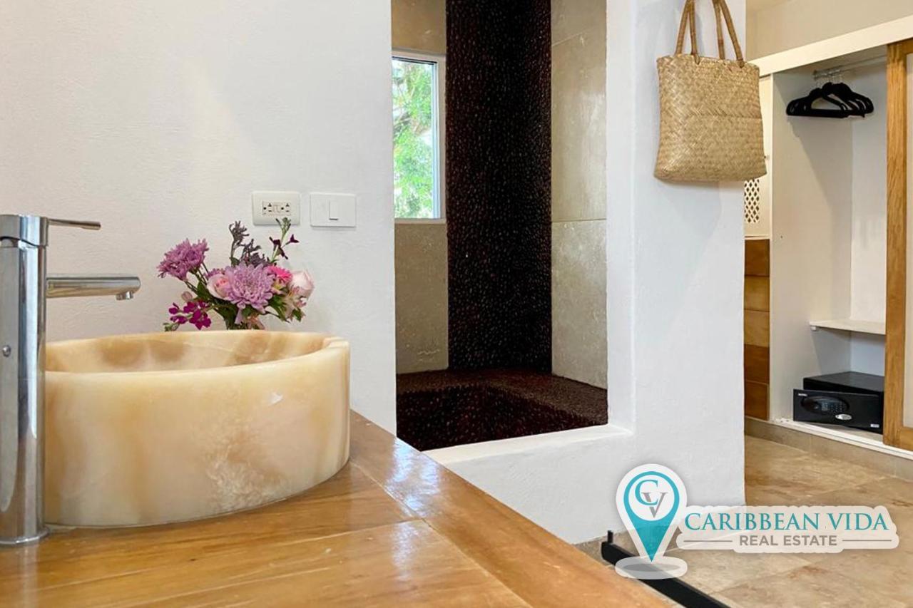Stunning And Stylish 2 Bedroom Unit At Mar H2o! Apartamento Playa del Carmen