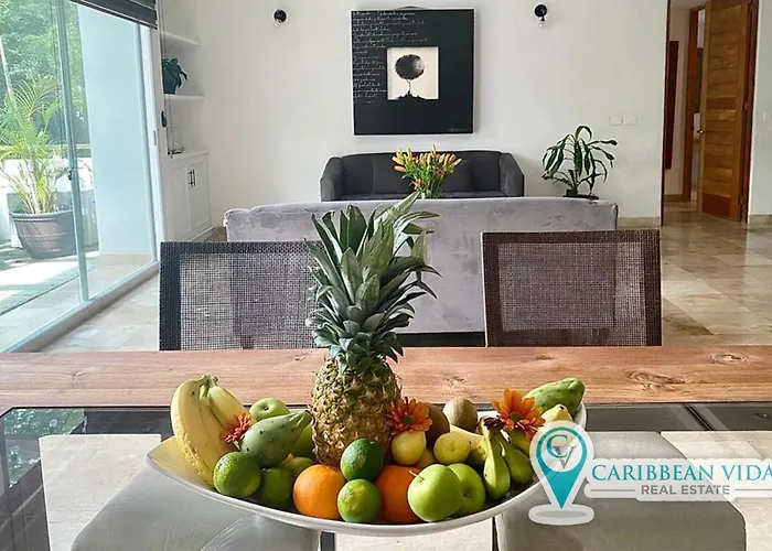 Stunning And Stylish 2 Bedroom Unit At Mar H2O!